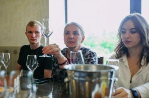 &laquo;Терруар под микроскопом&raquo;: интервью с лауреатами Премии Голицына 2025 в номинации &laquo;За лучшее сочинение по виноградарству и виноделию&raquo;