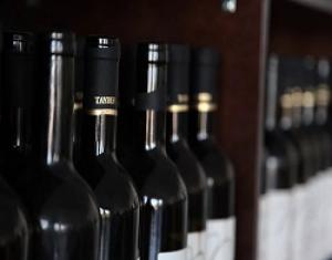 Роспотребнадзор разрешил поставки 20 видов вин из Молдавии
