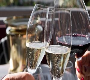 Четыре совета по выбору вина для праздника