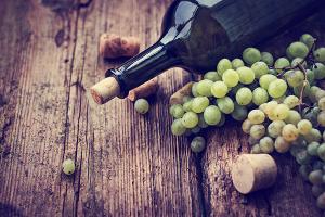 О чем расскажет винная пробка: Историческое воссоединение бутылки и пробки — начало эпохи выдержанных вин