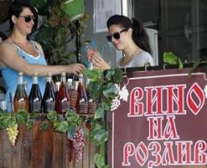 Крымские виноделы смогут продавать вино на розлив.