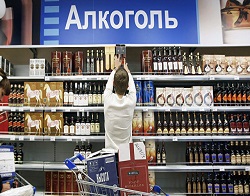 В России ужесточили уголовное наказание за нелегальный алкоголь